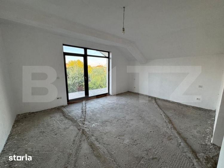 Casă cu 5 camere cu Teren 512 Mp în Malu Mare