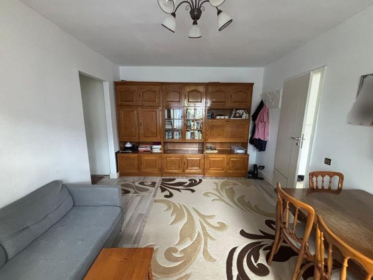 Apartament cu 2 camere semidecomandat în Grigorescu