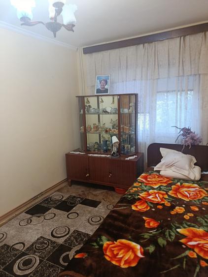 Apartament cu 2 camere decomandat în Exterior Vest