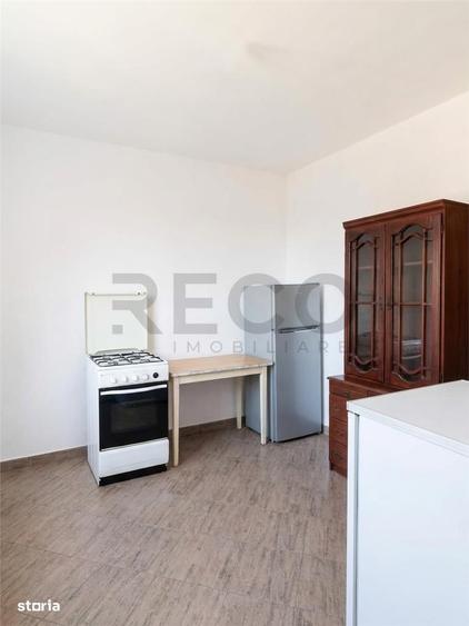 Casă cu 3 camere cu Teren 2230 Mp în Săbolciu