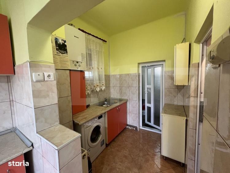 Casă cu 4 camere în Criș