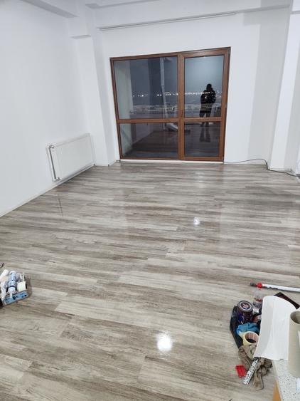 Apartament cu 2 camere decomandat în Exterior Vest