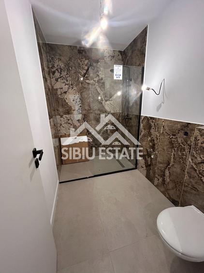 Apartament de vanzare cu 3 camere, 2 bai  etaj 1 bloc cu lift - 6