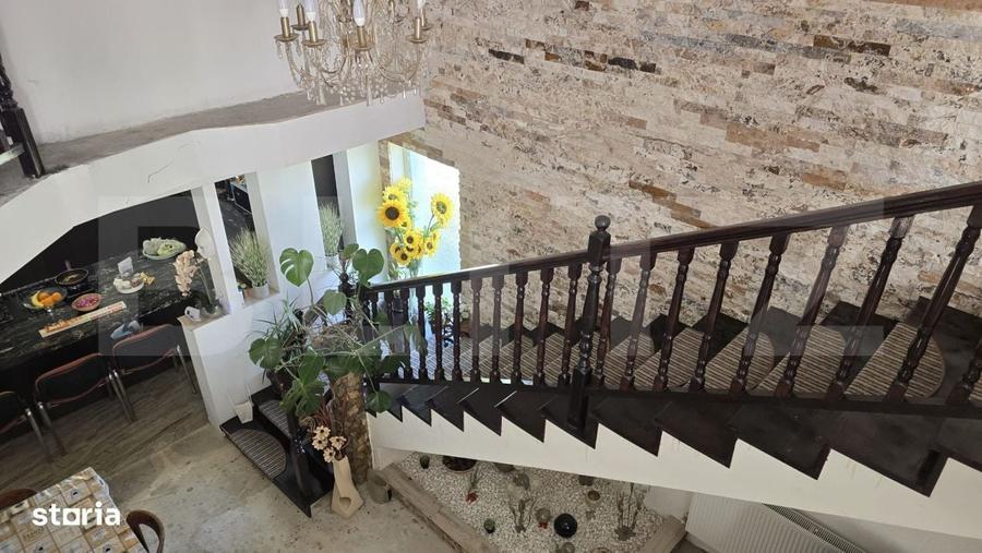Casă cu 4 camere în Berindan