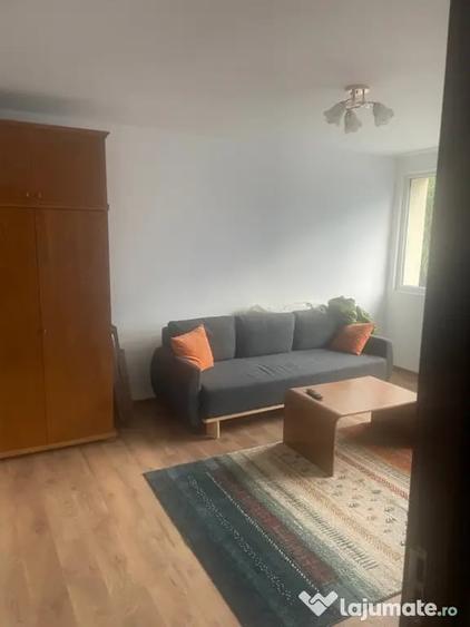 Apartament cu 2 camere decomandat în Tineretului