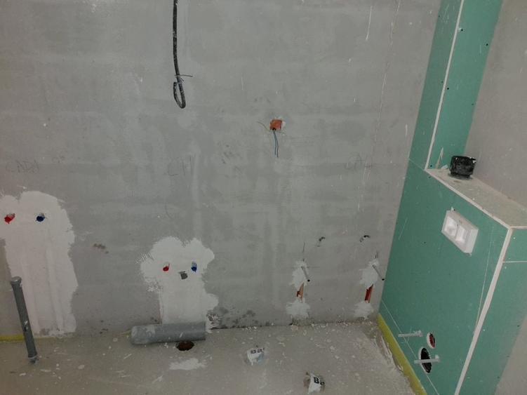 Apartament cu 2 camere semidecomandat în Baciu