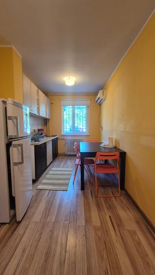 Apartament cu 3 camere decomandat în Tomis Nord