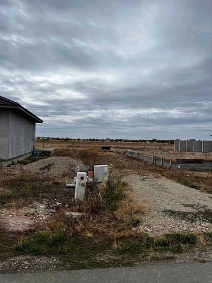 Teren Construcții intravilan de 500 mp, în Sântion