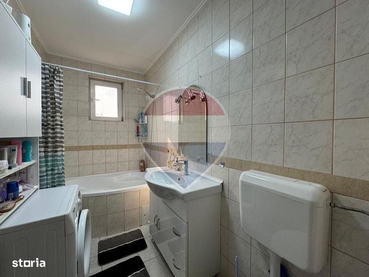 Apartament cu 2 camere în Intim