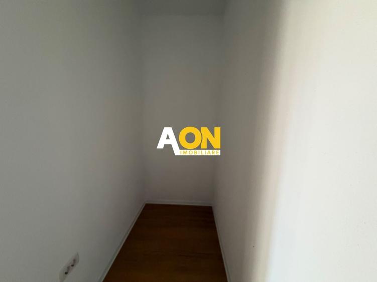 Apartament cu 3 camere decomandat în Ampoi 3