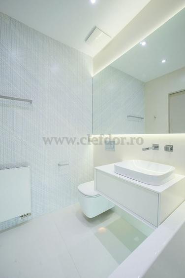 Apartament cu 4 camere decomandat, mobilat în Iancu Nicolae