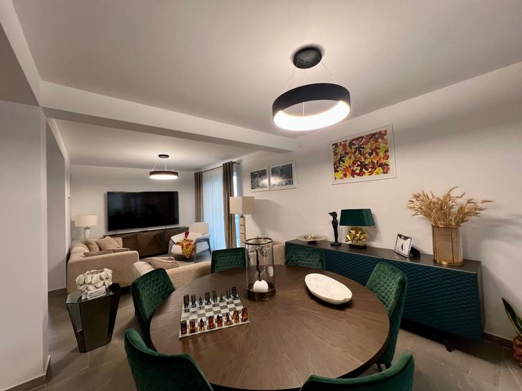 Duplex cu 4 camere cu Canalizare în Dezmir