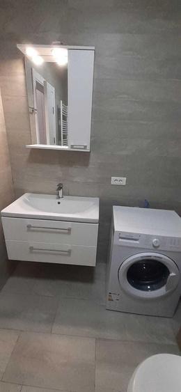 Apartament cu 2 camere decomandat, mobilat în Brâncoveanu