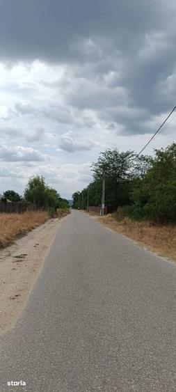 Teren de 3549 mp, în Budești