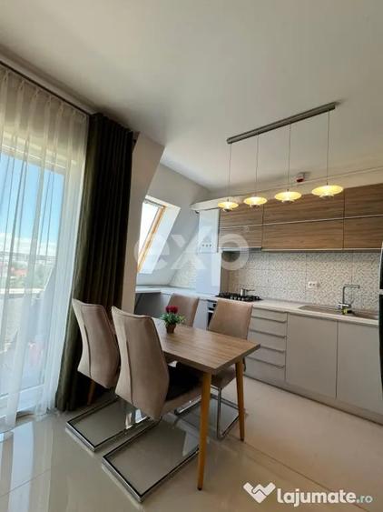 Apartament cu 3 camere semidecomandat în Între Lacuri