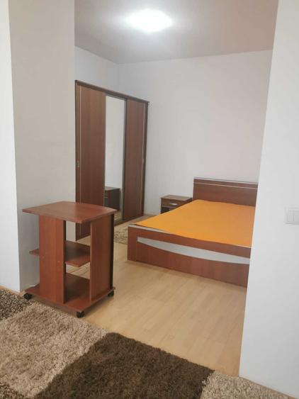 Garsonieră decomandată în Drumul Taberei