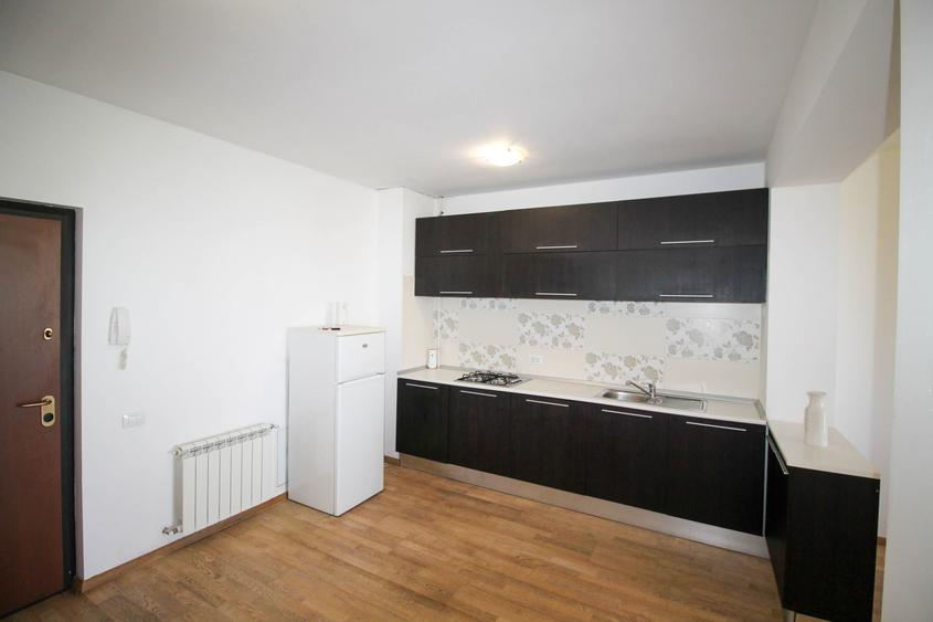 Apartament cu 2 camere semidecomandat, mobilat în Iancu Nicolae — fotografia 3