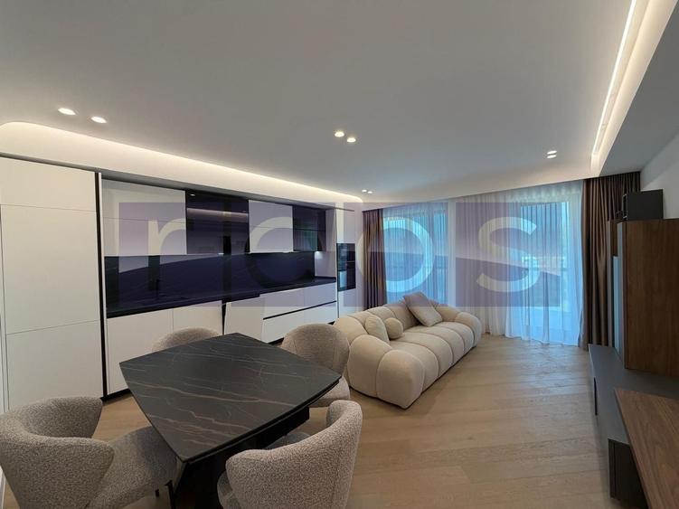 Apartament cu 3 camere, mobilat în Central