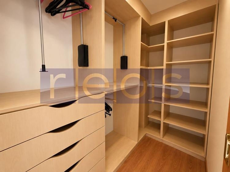 Apartament cu 4 camere decomandat în 1 Mai