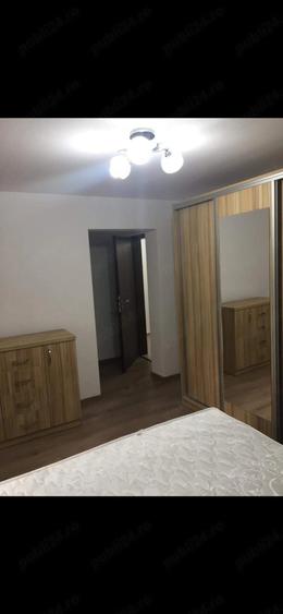 Casă cu Teren 300 Mp în Roșu