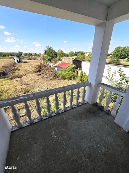 Casă cu 4 camere cu Teren 420 Mp în Titulescu