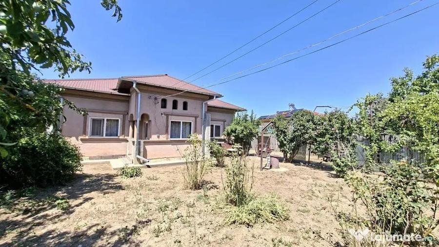 Casă cu 3 camere cu Teren 1667 Mp în Teiu