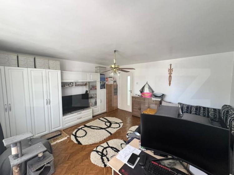 Apartament 2 camere decomandat, 65 mp, etajul 2, zona Ultracentral - 1