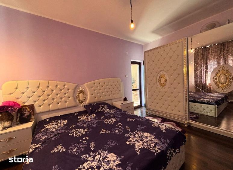 Casă cu 6 camere cu Teren 350 Mp în Cug