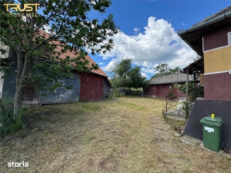 Casă cu 4 camere în Dângău Mare