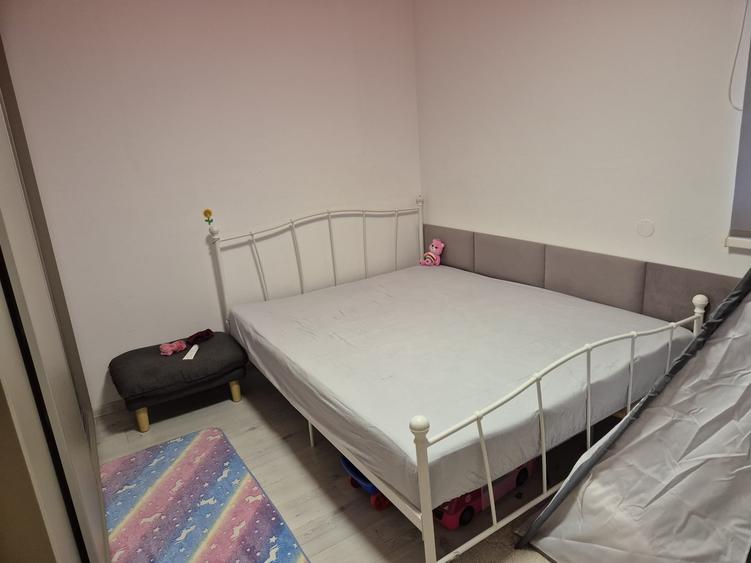 Apartament cu 2 camere nedecomandat în Astra