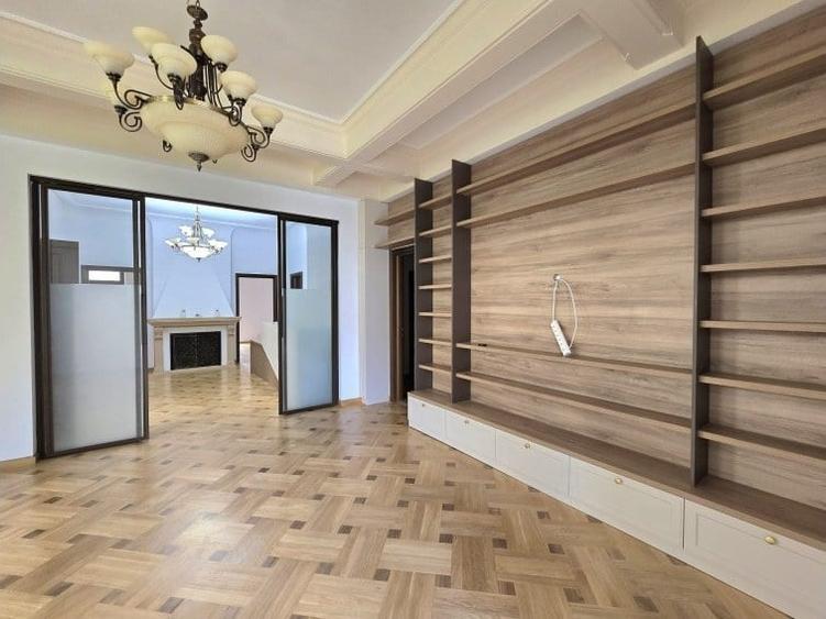 Apartament cu 5 camere în Dorobanți