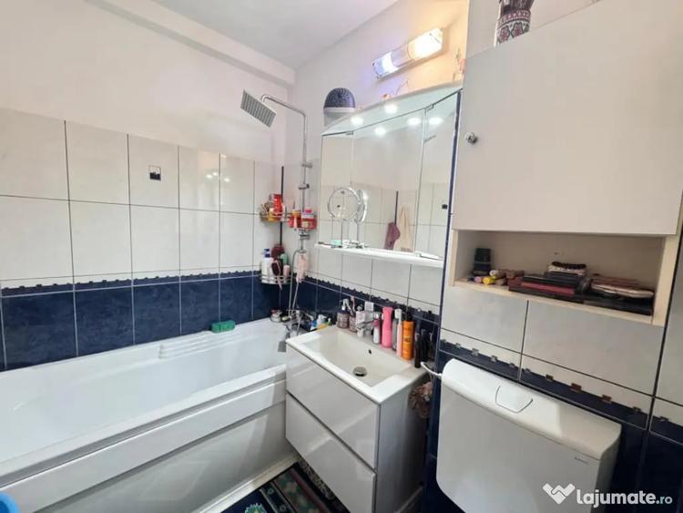 Apartament cu 2 camere semidecomandat în Ultracentral