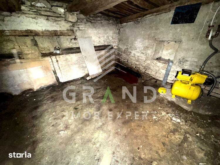 Casă cu 2 camere cu Teren 3475 Mp în Mera