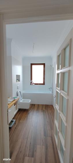 Apartament cu 3 camere decomandat în Valea Lupului