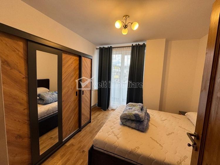 Apartament cu 3 camere semidecomandat în Central