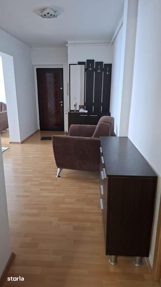 Apartament cu 2 camere, mobilat în Ștrand