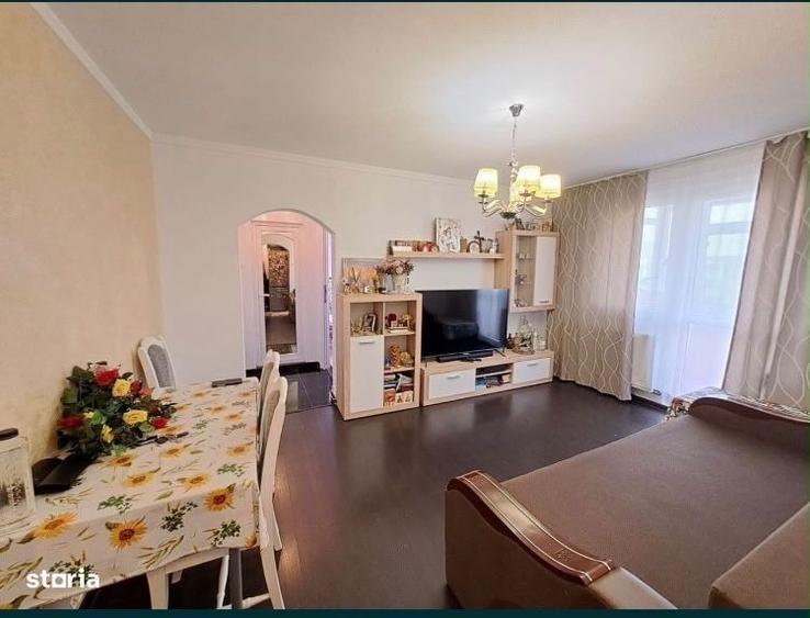 Apartament cu 2 camere decomandat în Progresul