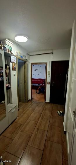 2 camere Eremia , Decomandat / Centrala , Amplasament DEOSEBIT - 10