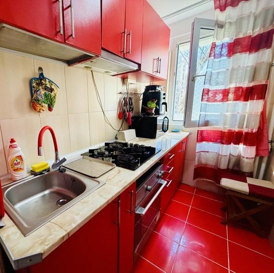 Apartament cu 2 camere semidecomandat, mobilat în Drumul Taberei