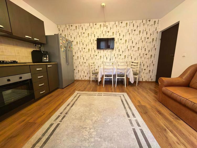 Duplex cu 3 camere cu Canalizare în Vișan