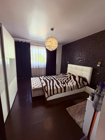 Apartament cu 3 camere decomandat în Muncii
