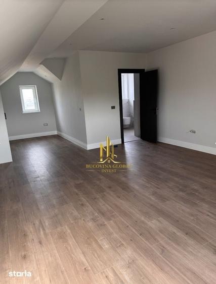 Casă cu 6 camere cu Teren 500 Mp în Șcheia