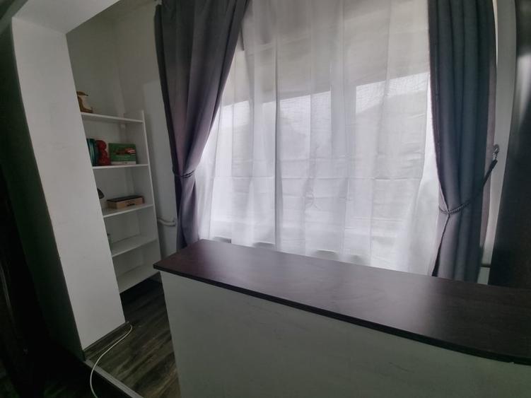 Garsonieră decomandată, mobilată în Lipovei