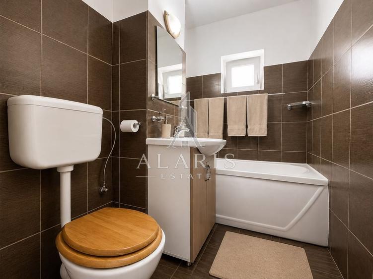Apartament cu 4 camere decomandat, mobilat în Bucovina