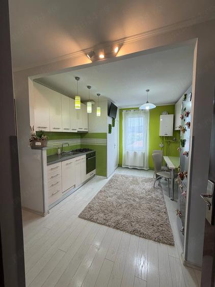 Apartament cu 2 camere decomandat în Sângeorgiu de Mureș