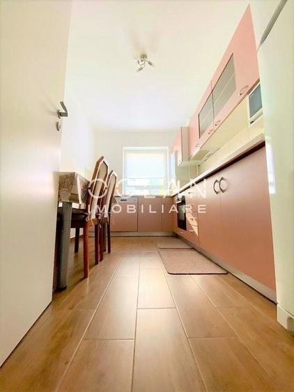 Apartament cu 2 camere decomandat, mobilat în Mihai Viteazul