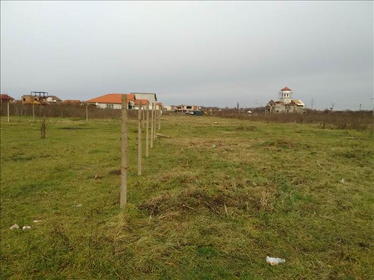 Teren Construcții intravilan de 500 mp, în Kuncz