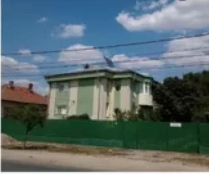 Casă cu 4 camere cu Teren 556 Mp în Malu Mare