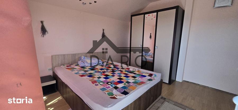 Casă cu 4 camere cu Teren 600 Mp în Livezeni
