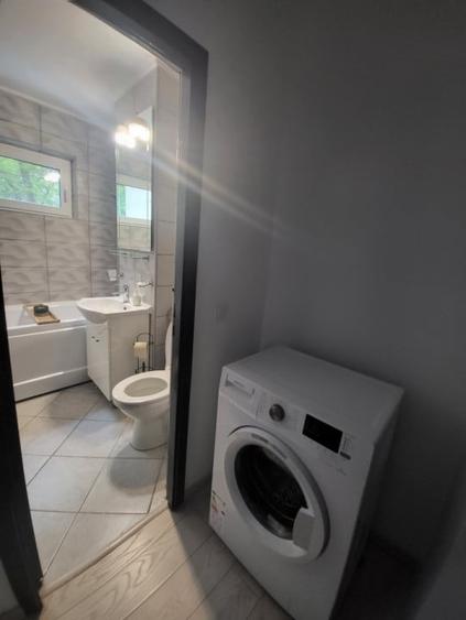 Apartament cu 4 camere decomandat în Tătărași